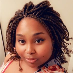 Meet your Posher, Candice